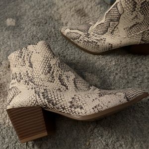 Stylish Cowgirl Booties